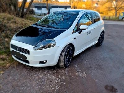 Gebraucht Fiat Grande Punto 130 PS (95 kW) 2009 Weiß Kleinwagen