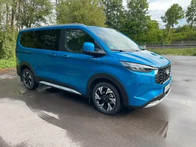 Gebraucht Ford Tourneo Active 232 PS (170 kW) 2025 Blau Van / Kleinbus