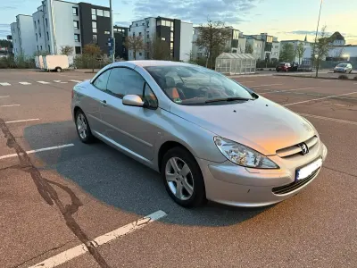 Gebraucht Peugeot 307 CC 136 PS (100 kW) 2003 Silber Cabrio