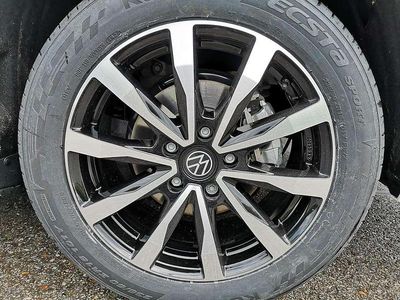 Neu VW Multivan Edition 180 PS (132 kW) 2026 Monosilber met. / energetic or Van