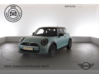 Gruen Gebraucht 2024 Mini Cooper S Classic Kleinwagen | 28.580 € (Superpreis)
