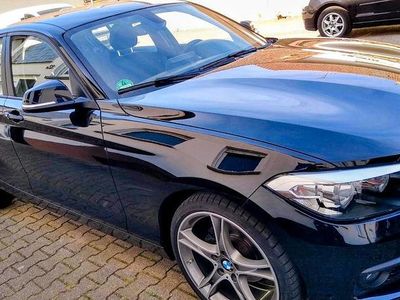 Gebraucht BMW 116 Advantage 109 PS (80 kW) 2015 Schwarz Kleinwagen
