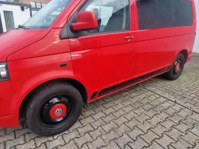 Gebraucht VW T5 131 PS (96 kW) 2009 Rot Van