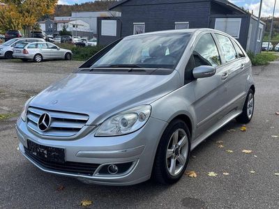 Mercedes B180