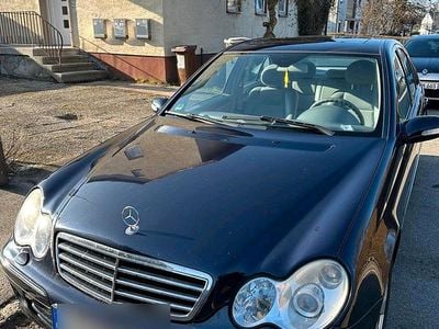 Mercedes C200