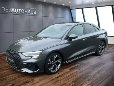 Gebraucht Audi A3 S-Line 150 PS (110 kW) 2024 Grau Limousine