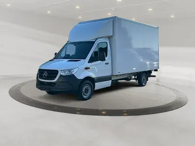 Gebraucht Mercedes Sprinter 170 PS (125 kW) 2025 Arktikweiss Van