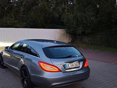 Mercedes CLS350 Shooting Brake