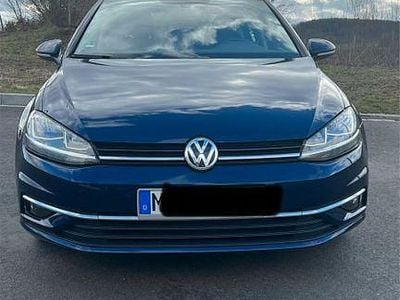 Gebraucht VW Golf VII Sound 150 PS (110 kW) 2017 Blau Limousine