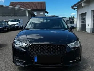 Gebraucht Audi A3 Sportback Attraction 122 PS (89 kW) 2013 Schwarz Kleinwagen
