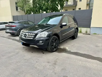 Gebraucht Mercedes ML350 224 PS (164 kW) 2009 Schwarz SUV