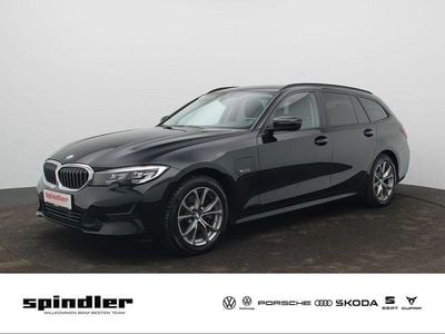 Gebraucht BMW 320e 204 PS (150 kW) 2021 Schwarz ii Kombi