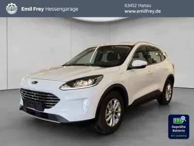 Używany Ford Kuga Titanium 224 KM (164 kW) 2022 Biały SUV