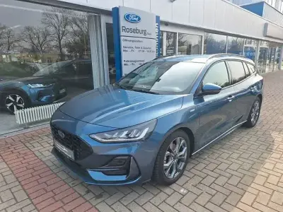 Gebraucht Ford Focus ST-Line X 116 PS (85 kW) 2023 Blau Limousine