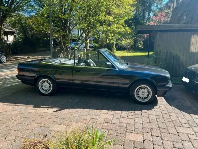Gebraucht BMW 320 Cabriolet Sport Line 129 PS (94 kW) 1991 Schwarz Cabrio