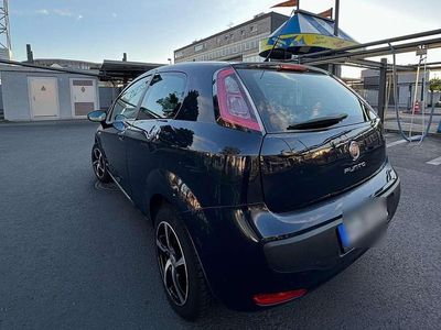 Gebraucht 2011 Fiat Punto | 1.500 €