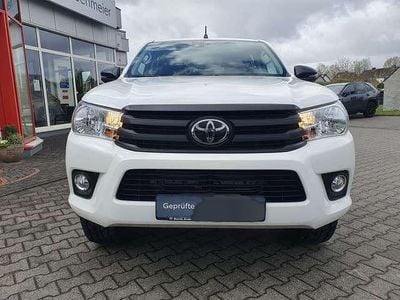 Second-hand Toyota HiLux 150 CP (110 kW) 2020 Alb Pickup