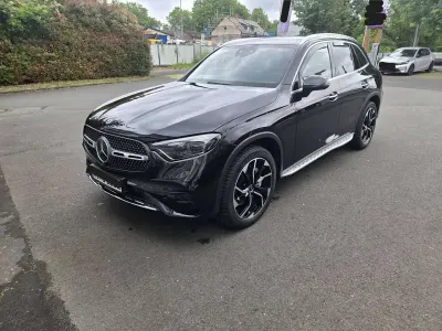 Gebraucht Mercedes GLC300 258 PS (189 kW) 2023 Schwarz SUV