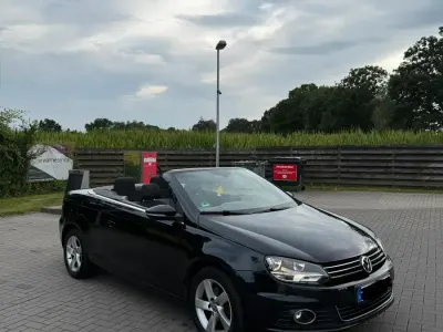 Gebraucht VW Eos 122 PS (89 kW) 2011 Schwarz Cabrio