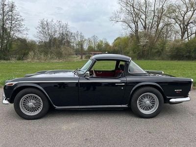 Usata Triumph TR 250 103 CV (75 kW) 1968 Nero Coupé