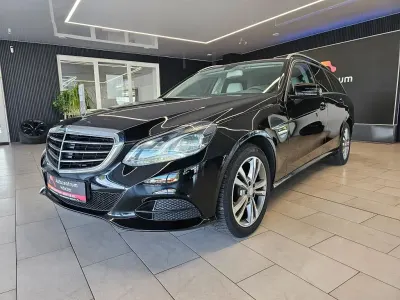 Gebraucht Mercedes E220 170 PS (125 kW) 2014 Schwarz Limousine