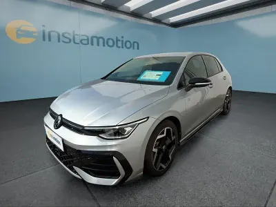 Gebraucht VW Golf VIII 150 PS (110 kW) 2025 Silber Kleinwagen
