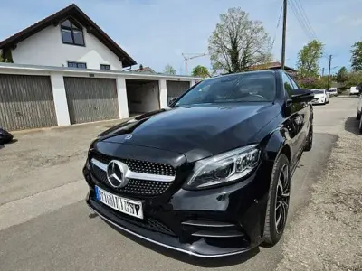 Gebraucht Mercedes C300 245 PS (180 kW) 2019 Schwarz Limousine
