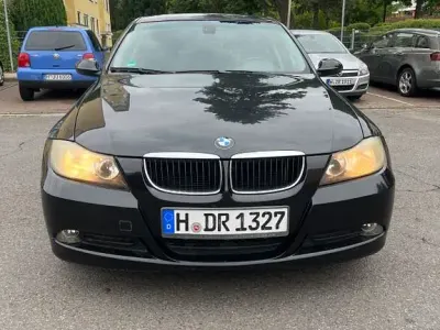 Gebraucht BMW 318 143 PS (105 kW) 2007 Schwarz Limousine