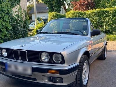 Gebraucht BMW 318 Cabriolet Sport Line 109 PS (80 kW) 1991 Silber Cabrio