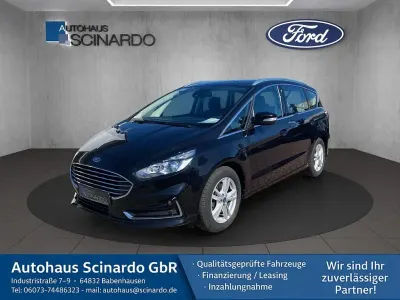 Second-hand Ford S-MAX Titanium 150 CP (110 kW) 2022 Negru Monovolum