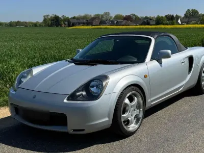 Brugt Toyota MR2 140 HK (102 kW) 2001 Sølv Cabriolet