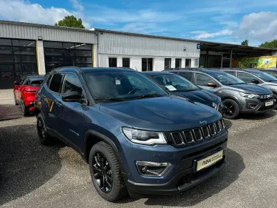 Käytetty Jeep Compass 179 HP (131 kW) 2021 Sininen Katumaasturi