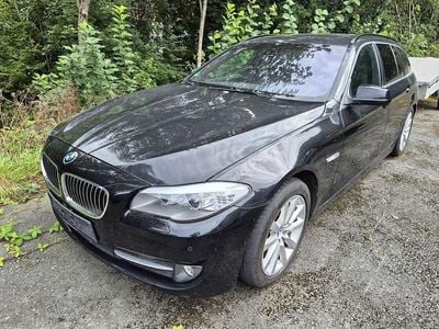 Gebraucht BMW 530 258 PS (189 kW) 2011 Schwarz Kombi