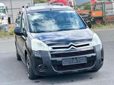 Schwarz Gebraucht 2010 Citroën Berlingo Van / Kleinbus | 3.490 € (Fairer Preis)