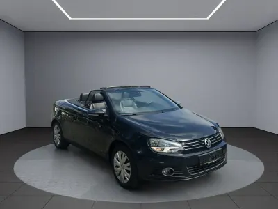 Gebraucht VW Eos Basis 140 PS (102 kW) 2012 Schwarz Cabrio