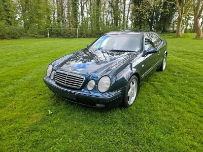 Gebraucht Mercedes CLK320 218 PS (160 kW) 1997 Schwarz Coupé