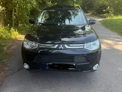 Gebraucht Mitsubishi Outlander 150 PS (110 kW) 2013 Schwarz SUV