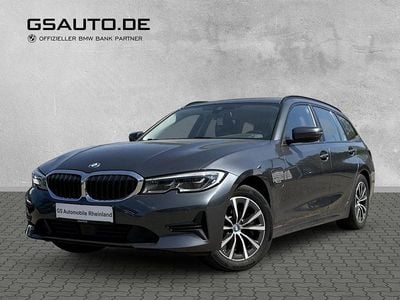 BMW 330e