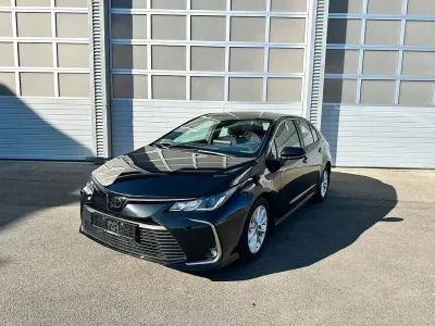 Gebraucht Toyota Corolla 125 PS (91 kW) 2023 Schwarz Limousine