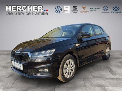 Neu Skoda Fabia Essence 80 PS (58 kW) 2025 Schwarz Limousine