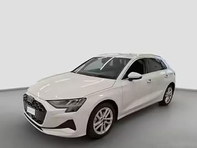 Gebraucht Audi A3 Advanced 150 PS (110 kW) 2025 Weiß Limousine