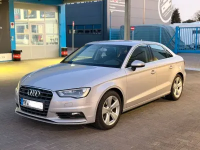 Używany Audi A3 Sport 150 KM (110 kW) 2014 Szary Sedan/Limuzyna