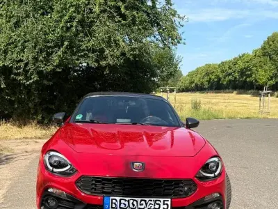 Gebraucht Abarth 124 Spider 170 PS (125 kW) 2016 Rot Cabrio