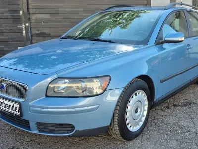 Gebraucht Volvo V50 Kinetic 125 PS (91 kW) 2004 Other Kombi