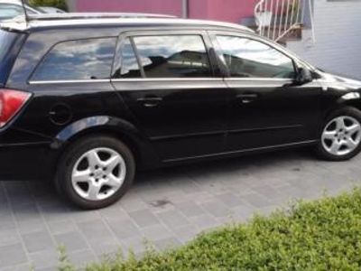 Verkauft Opel Astra Caravan In Schwarz Gebraucht 2007 162 000 Km 1 4 Gebraucht Opel Astra Caravan In Schwarz Von 2007 Für 2900 Euro