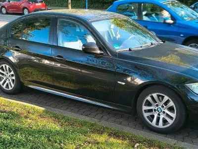 Gebraucht BMW 320 M Sport 170 PS (125 kW) 2009 Schwarz Limousine
