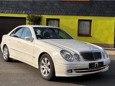 Gebraucht Mercedes E280 Avantgarde 190 PS (139 kW) 2005 Weiß Limousine