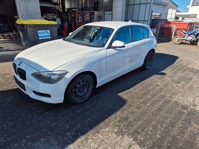 Gebraucht BMW 116 136 PS (100 kW) 2014 Weiß Kleinwagen