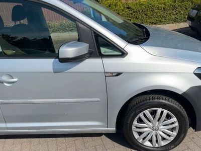 gebraucht VW Caddy 2.0 TDI Allrad + Anhängerkupplung + Navi + BJ 2018