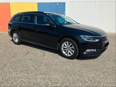 Gebraucht VW Passat Comfortline 150 PS (110 kW) 2019 Kombi
